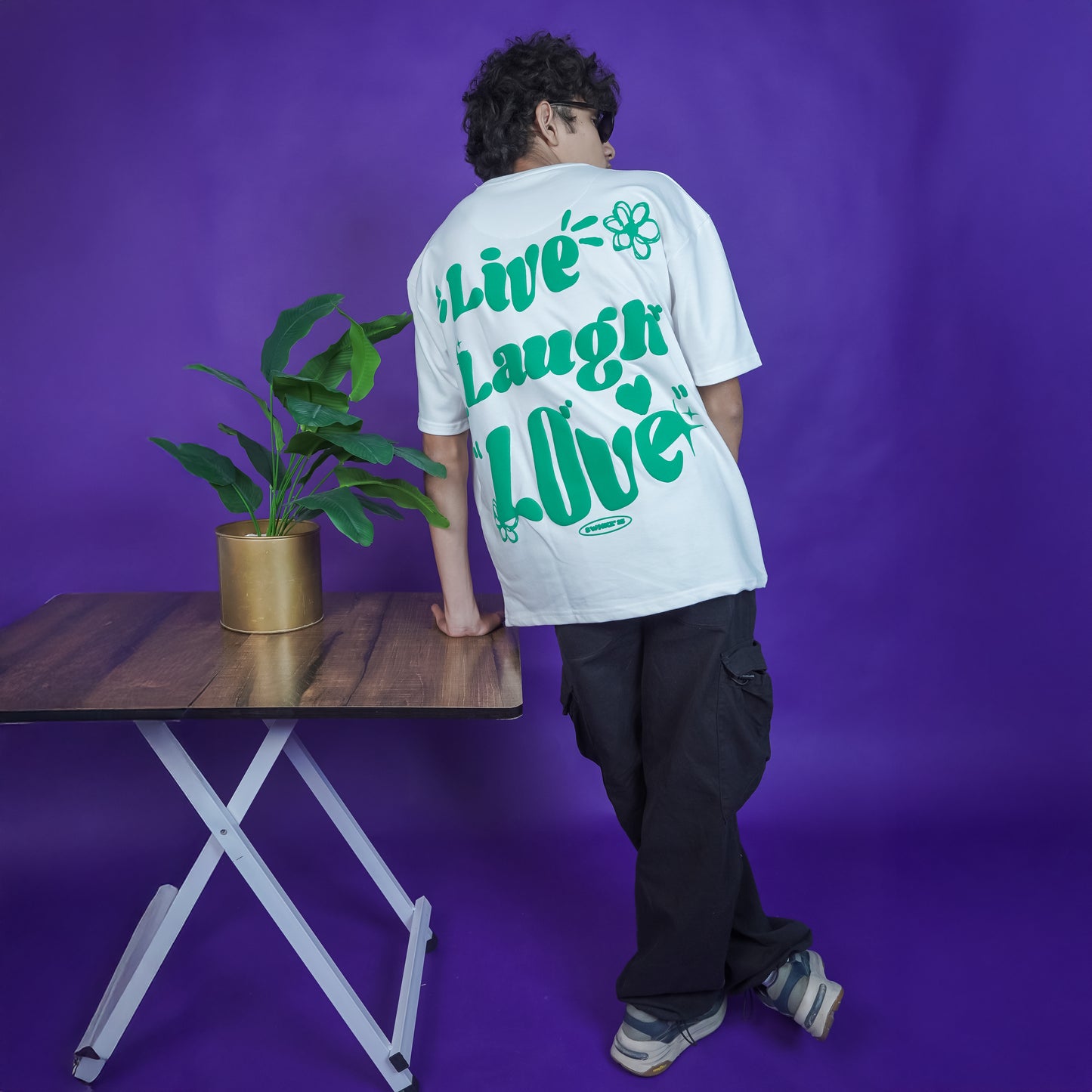 Main Character oversized t-shirt